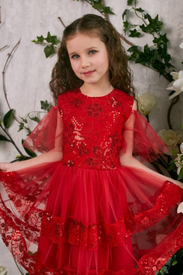 Сяюча сукня для дівчинки